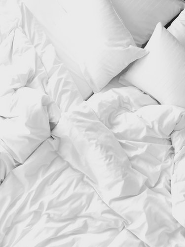 How To Choose The Best Bed Sheets 5, What Do You Put Under A Duvet Cover